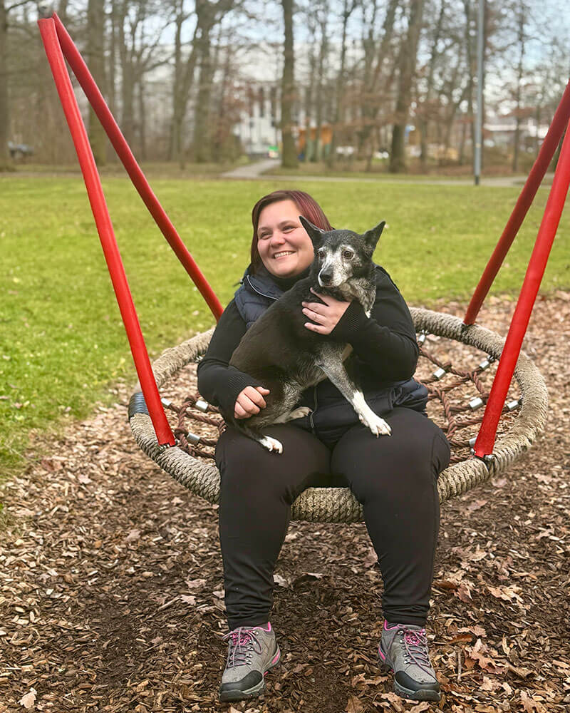 Carina Mlynek Hundetrainerin für Welpen und Junghunde